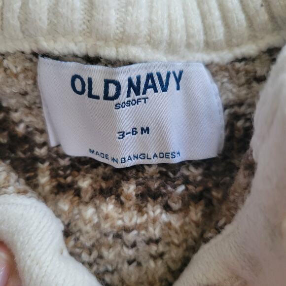 Baby Clothing Lot (5 outfits) 3-6 mo Winter Season Old Navy, PJ Place, Chick Pea - Picture 3 of 11